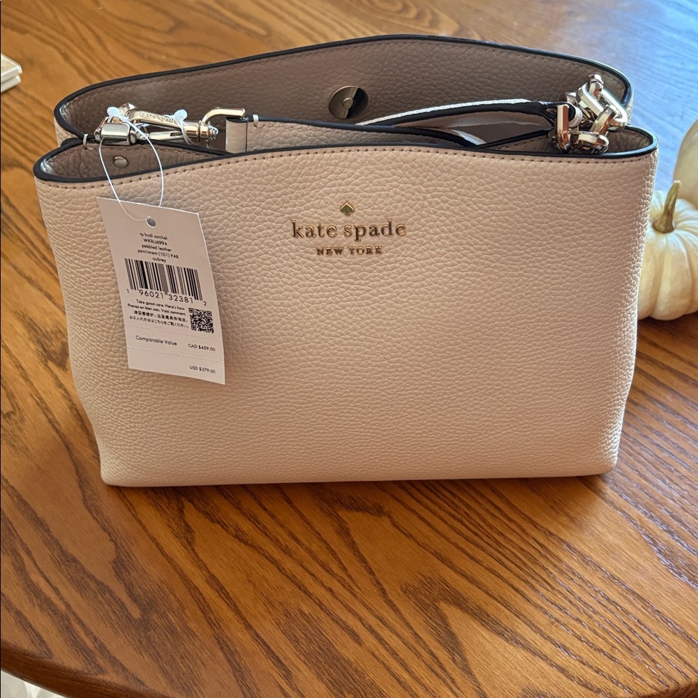Kate Spade Ivory Leather Crossbody bag ~ NWT